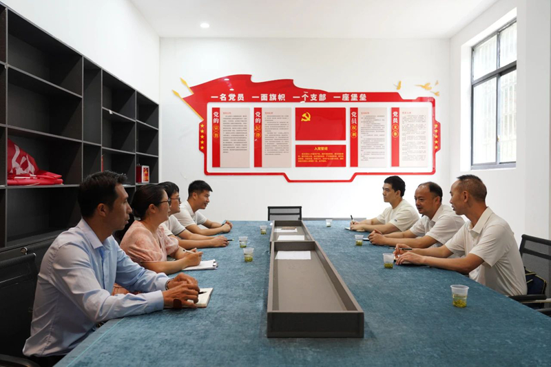 我院赴册亨县乡村振兴联系点开展调研