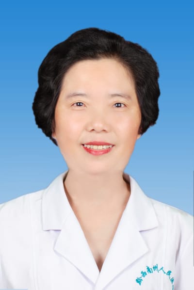 彭        秋